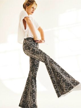 Free People Gray Snake-Print Jeggings